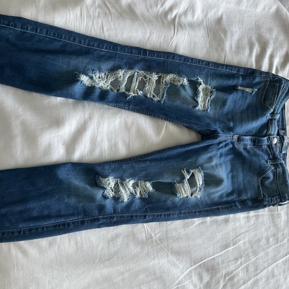 Hollister High-Rise Super Skinny Jeans in Blue